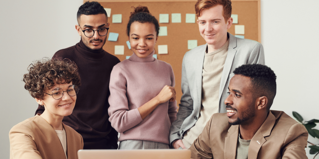 How Employer of Record (EOR) Can Help Your Business Expand into the UAE Faster